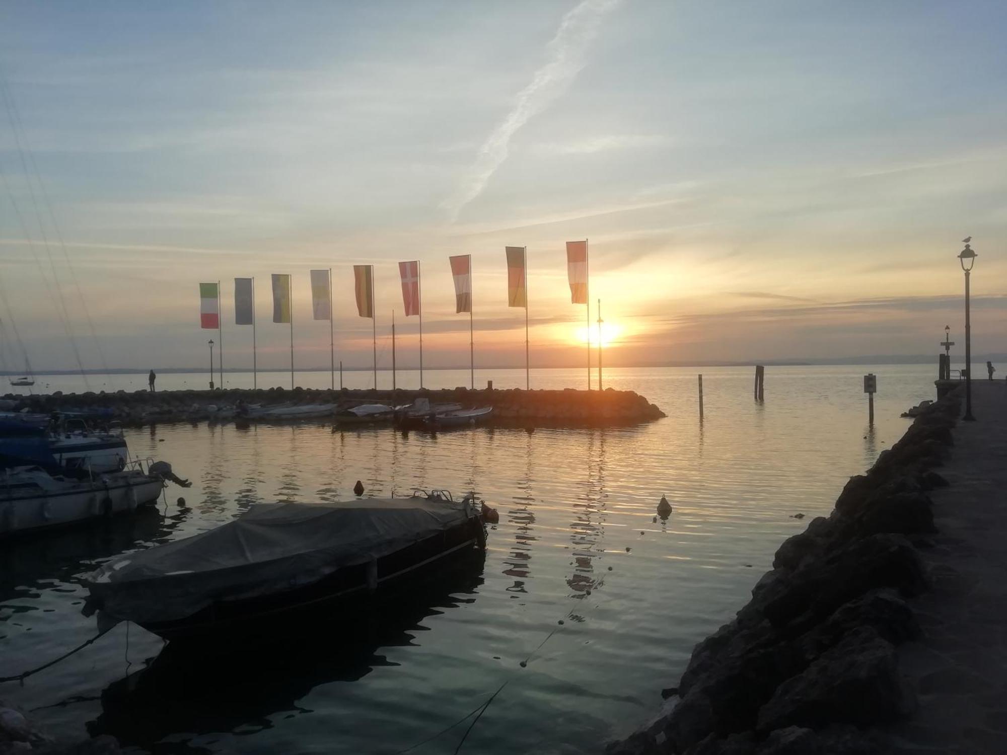 La Dolce Vita Bardolino Bagian luar foto